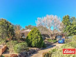 2 hollier road picton nsw 2571