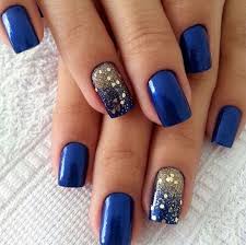 Choose your favorites from our baby blue nail collection! Blue Winter Nails Blue And Gold Glitter Navy Nails Design Navy Nails Nail Designs