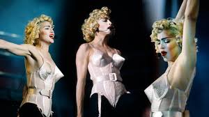 El día en que Madonna enseñó sus tetas al mundo