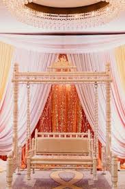 thrones sofas luxury wedding
