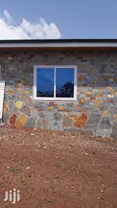 Stone Design In Dzorwulu Building