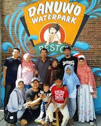Public swimming pool in boyolali, jawa tengah, indonesia. Tiket Masuk Danuwo Waterpark 2021 Wahana Aktifitas
