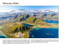 It is located just north of the lofoten district and archipelago and west of the town . Utgivelser Vesteralen Turlag
