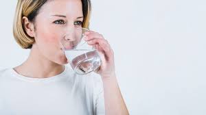 Conoces la importancia de la hidratación en personas con diabetes? |  Barchilon, correduría de seguros. Especializados en colectivo diabetes.