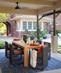 patio for outdoor dining