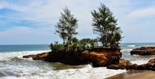 Pantai sekunyit pengubaian,kaur i pantai hits zaman now!!! 24 Tujuan Wisata Bengkulu Terfavorit Yang Harus Kamu Kunjungi Tokopedia Blog