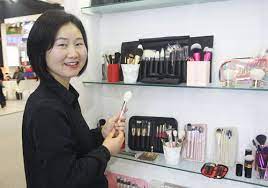 chinese makeup brush sector expands