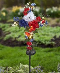 9 outdoor americana decorations for a