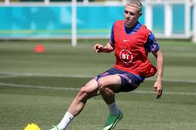 Phil foden during england's training ahead of their crunch clash against czech republic. Phil Foden Warned Doing Well At Euro 2020 Could Change His Life Off The Pitch St Helens Star
