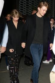 Taylor swift thanked her boyfriend joe alwyn and revealed he was the 'first person' she would play her songs for as she accepted the grammy for album of the year on sunday night. Taylor Swift Supports Joe Alwyn S New Conversations Role Hollywood Life