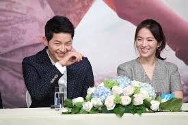 According to them, joong ki surprised hye kyo with snacks during a photoshoot: Descendants Of The Sun Season 2 Spoilers Song Joong Ki And Song Hye Kyo Will Have Children Tv Movie Asz News
