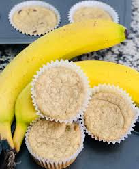 Lulu s crowd pleasing passover desserts 2016 lulu and lattes. Banana Bread Muffin Pesach Approved Big Family Blog