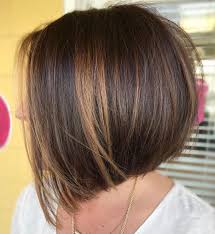 Perfect medium haircuts with highlights to look good with round or oblong faces. 30 Hottest Trends For Brown Hair With Highlights To Nail In 2021