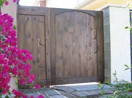 How To Build A Wooden Gate Buildeazy