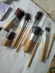 cute bamboo makeup brush set of 11 pcs