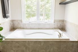 how to clean bathtub stains so the tub