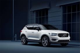 Volvo Xc40 Volvo Launches Xc40 T4 R Design Suv In India At