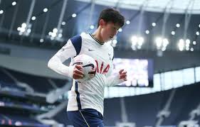All south korean men must complete military service by the age of 28. Son Heung Min Injury Update Ahead Of Man United Trip As Tottenham Work On Carlos Vinicius Deal Football London