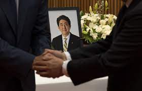 Marcel Ciolacu va participa la funerariile fostului premier japonez Shinzo Abe