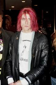 Kurt's natural hair color is a dark blonde. Kurt Cobain Red Hair By Sasukethehotty On Deviantart
