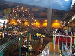 Genting highlands hotels with free parking. Indoor Theme Park Picture Of Resorts World Genting Genting Highlands Tripadvisor