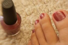 remove nail polish from fabric clothing