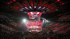 news on attendance for monday s wwe raw