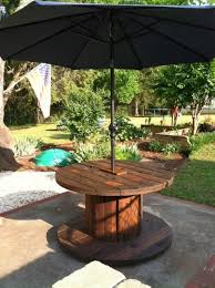 * *for added umbrella security, we built an l bracket out of scrap wood. 80 Brilliant Diy Backyard Furniture Ideas That Will Give Your Outdoors Character Diy Crafts