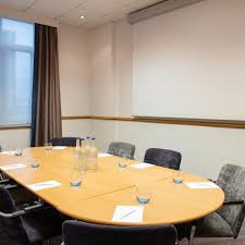 Property location when you stay at jurys inn london croydon in croydon, you'll be convenient to selhurst. Jurys Inn Croydon South London London At Hrs With Free Services