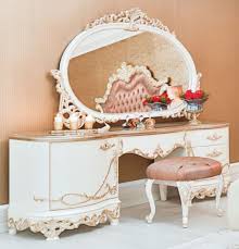 For many people, the bedroom acts as a place where they can go to relax and forget about the stresses of the day. Casa Padrino Luxury Baroque Bedroom Set Pink White Cream Copper 1 Dressing Table 1 Mirror 1 Stool Magnificent Bedroom Furniture In Baroque Style Luxury Quality