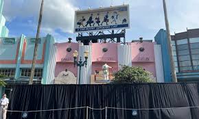 collapsed at disney s hollywood studios