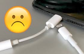 How To Charge Iphone While Listening To Music Simultaneously Via Aux Headphone Jack Osxdaily