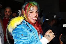 Check out this fantastic collection of tekashi69 wallpapers, with 25 tekashi69 background images for your desktop, phone or tablet. Tekashi69 Asks Nicki Minaj If She Still Loves Him After Getting Pistol Whipped And Robbed Fans Accuse Him Of Faking Everything For Publicity Celebrity Insider
