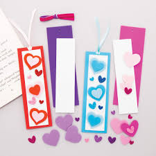 Amazon.com: Baker Ross AT363 Heart Mix & Match Bookmark Kits - Pack of 8,  Make Your Own Book Marker for Creative Arts and Crafts Projects, and  Learning to Read or World Book