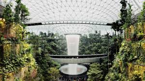 Here's your travel guide to the futuristic new addition to the world's best airport. Photo Walk The Magic Of Jewel Changi Airport Apple