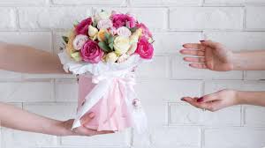 Best flower delivery UK 2022: Perfect bouquets delivered to your door from  £17 | Expert Reviews