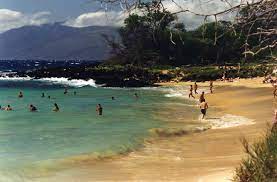 stunning beaches in hawaii for