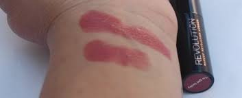 makeup revolution lip hug lipstick to