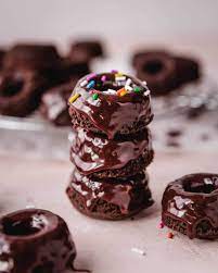 chocolate mini donuts kick baker