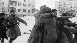 Die schlacht von stalingrad ist eine der bekanntesten schlachten des zweiten weltkriegs und ein 8 yıl önce. 75 Jahre Stalingrad Die Schlacht Die Das Ende Des Nazismus Besiegelte Rt De