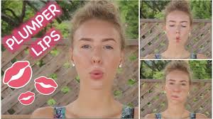 plumper lips with face yoga exercises