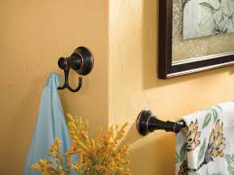 At anthropologie, you'll find a premium collection of bathroom hardware, including brushed silver towel hooks and towel bars finished in burnished brass. Choosing Bathroom Hardware Hgtv