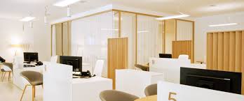 glass partitions and wood partitions