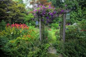 what is a garden arbor used for