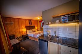 kitchenette alpine inn suites