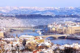 A república checa está localizada no coração da europa continental e é um país que se destaca sobretudo por suas belas paisagens e antigas cidades. Republica Tcheca Guia Completo Ci Intercambio E Viagem