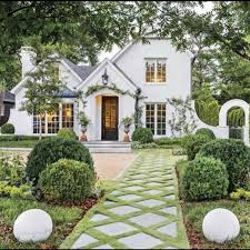 Exterior painting exterior outdoor spaces curb appeal structures. Gorgeous White Homes White Exterior Paint Colors Hello Lovely
