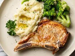 easy pan seared pork chops recipe