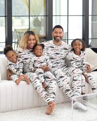 matching outfits for families the