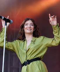 She quit social media, embraced the feral and grieved for her beloved dog. Lorde New Single Solar Power Song Coming Soon